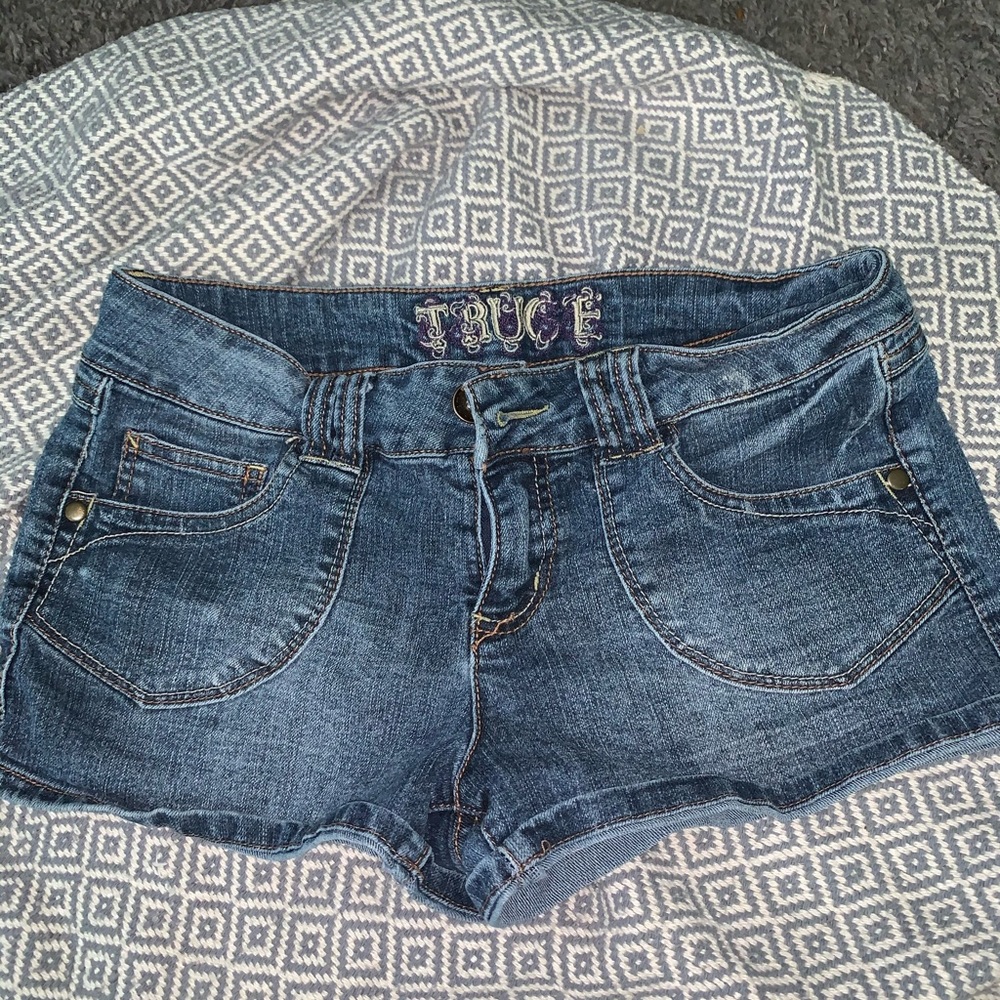 shorts .